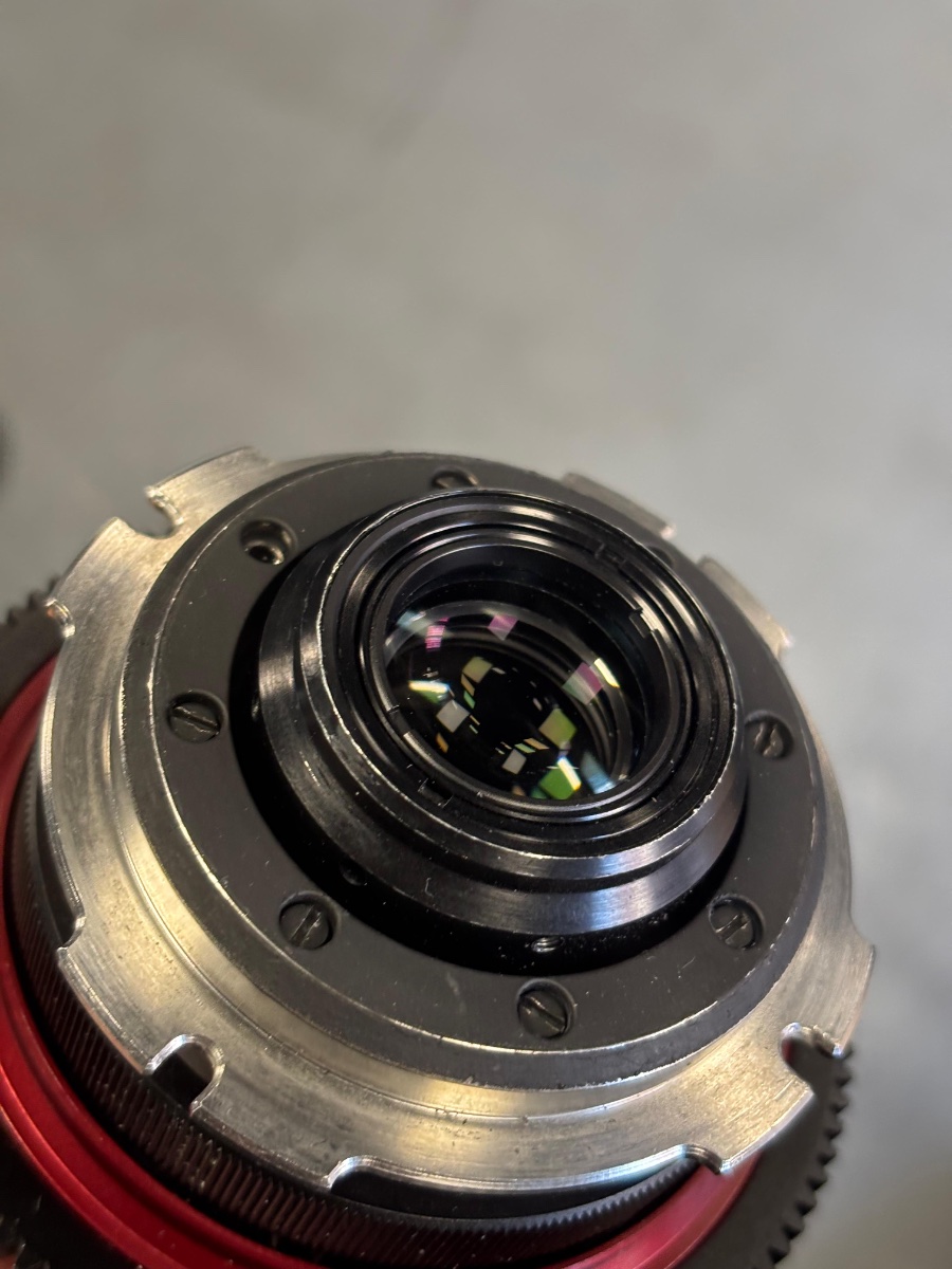 Angénieux Style 16-40 (PL/EF)